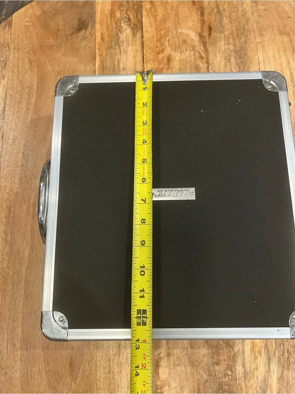 Vaultz Locking 128 CD DVD Storage Case Aluminum Organizer Binder Holder No Key